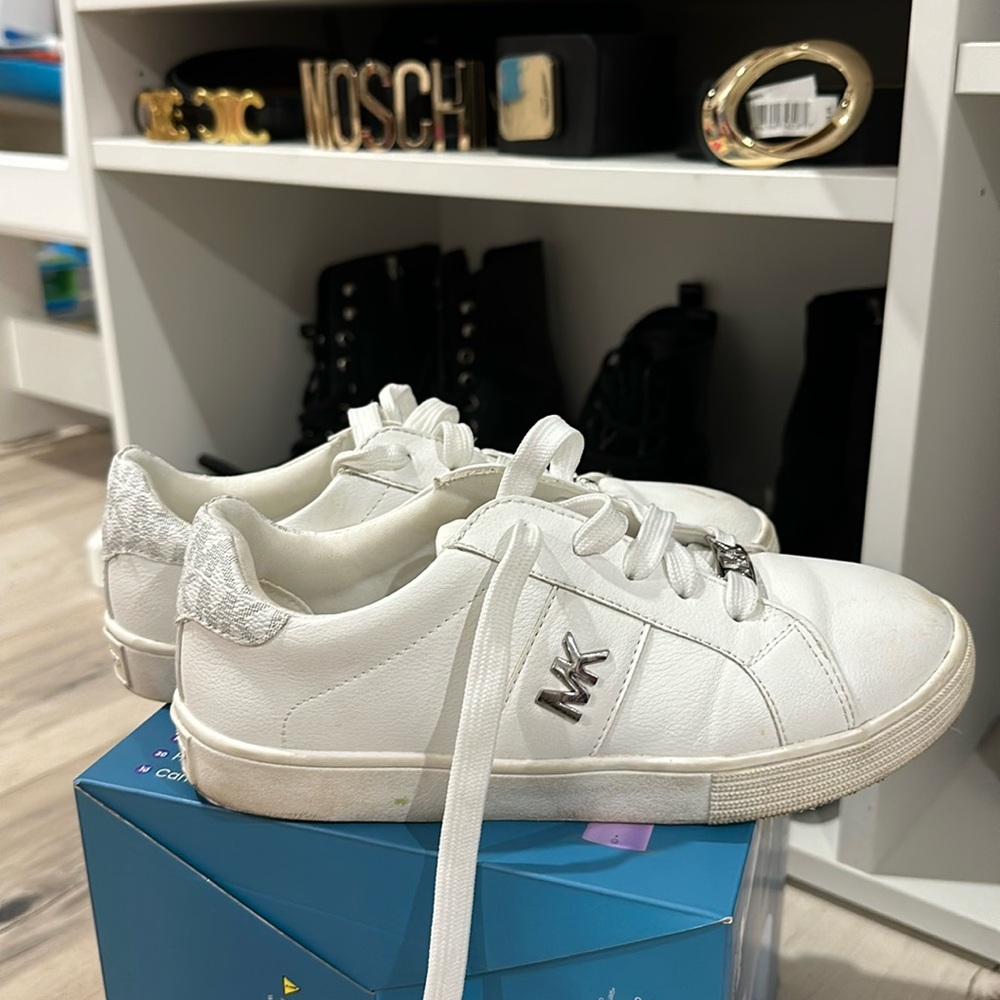 Michael Kors girls shoes